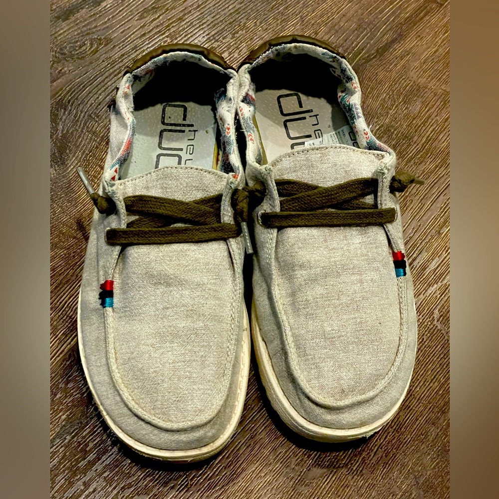 Hey Dudes Wendy (Womens) size 6